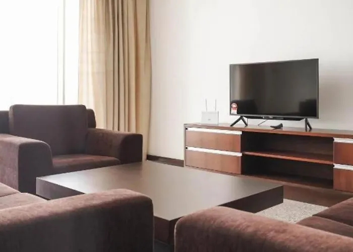 Bay Resort Condominium 3-Bedrooms With Swimming Pool Near The Seaside